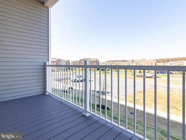 Building Photo - 3243 Mateer Ln
