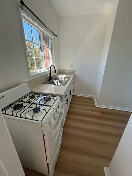 Building Photo - 1411 Toberman St