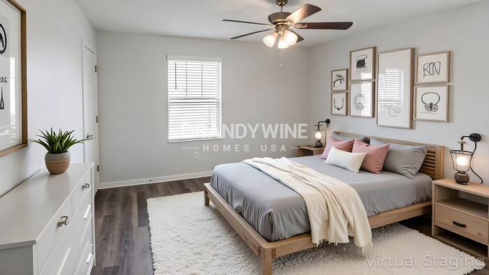 Building Photo - 5573 Mercado Dr