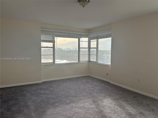 Building Photo - 5255 Collins Ave