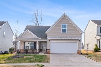 Building Photo - Experience Luxury Living in Reedy Fork