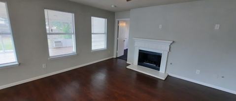 Building Photo - 1021 Bainbridge Ln