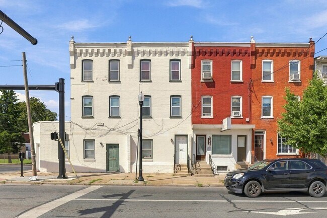Building Photo - 849-851 Manor St