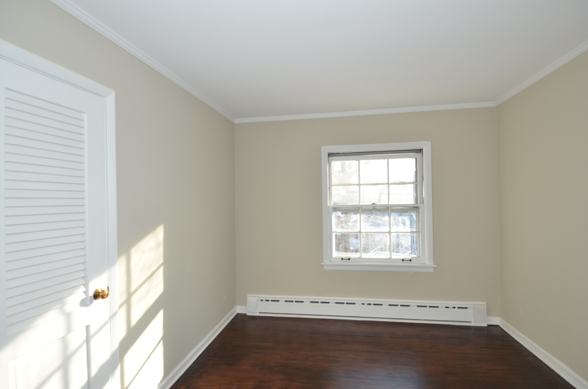 Building Photo - 2038 Sherman Ave