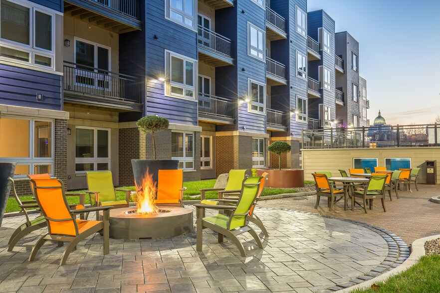 Veritas Village 110 N Livingston St Madison WI 53703 Apartment Finder