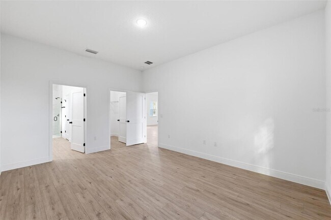 Building Photo - 2652 W Paragon Ln