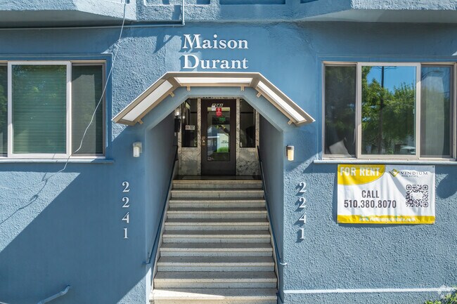 Entrance - Maison Durant