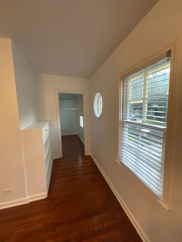Building Photo - 274 E Edgewood Pl