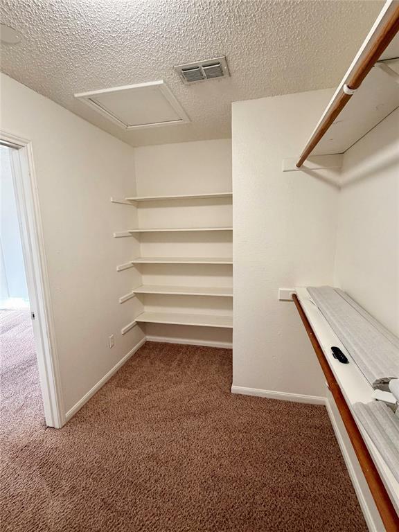 Building Photo - 9518 Topridge Dr