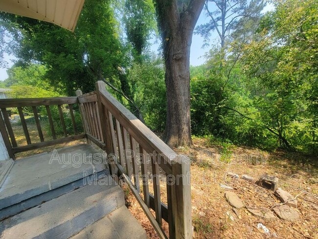 Building Photo - 1223 Radiance Dr