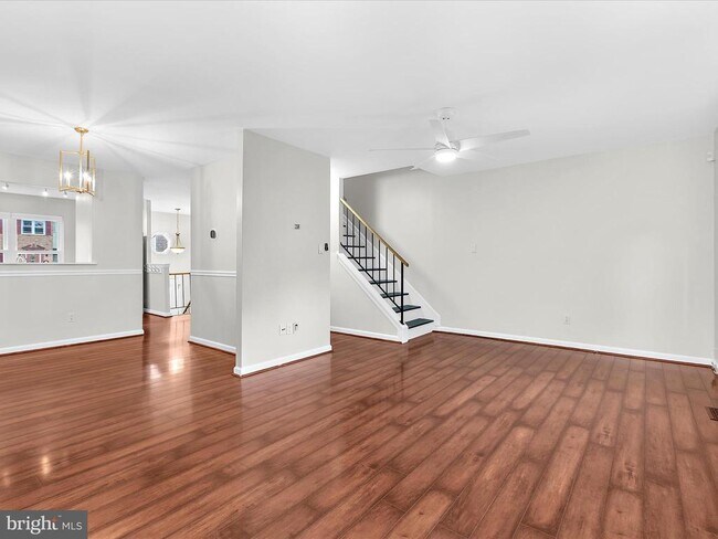 Building Photo - 2499 Vineyard Ln