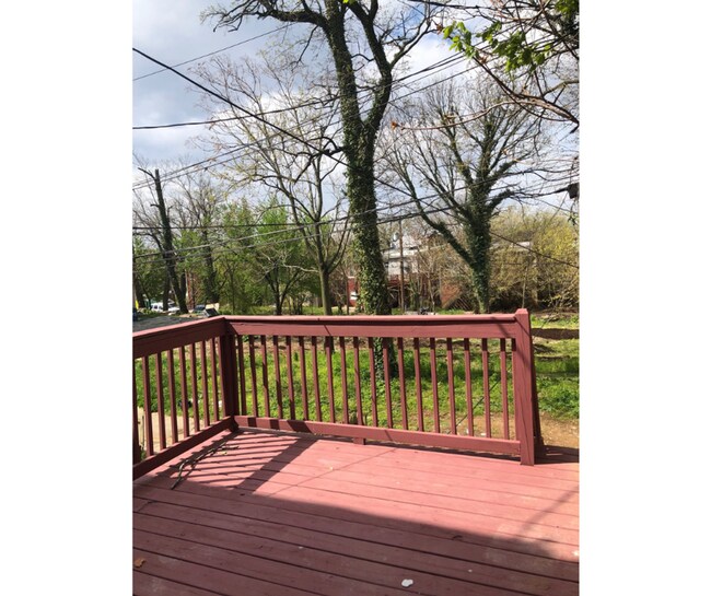 Building Photo - 3832 Cottage Ave