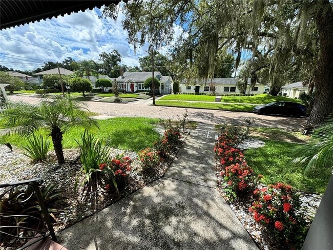 Building Photo - 607 Harwood St