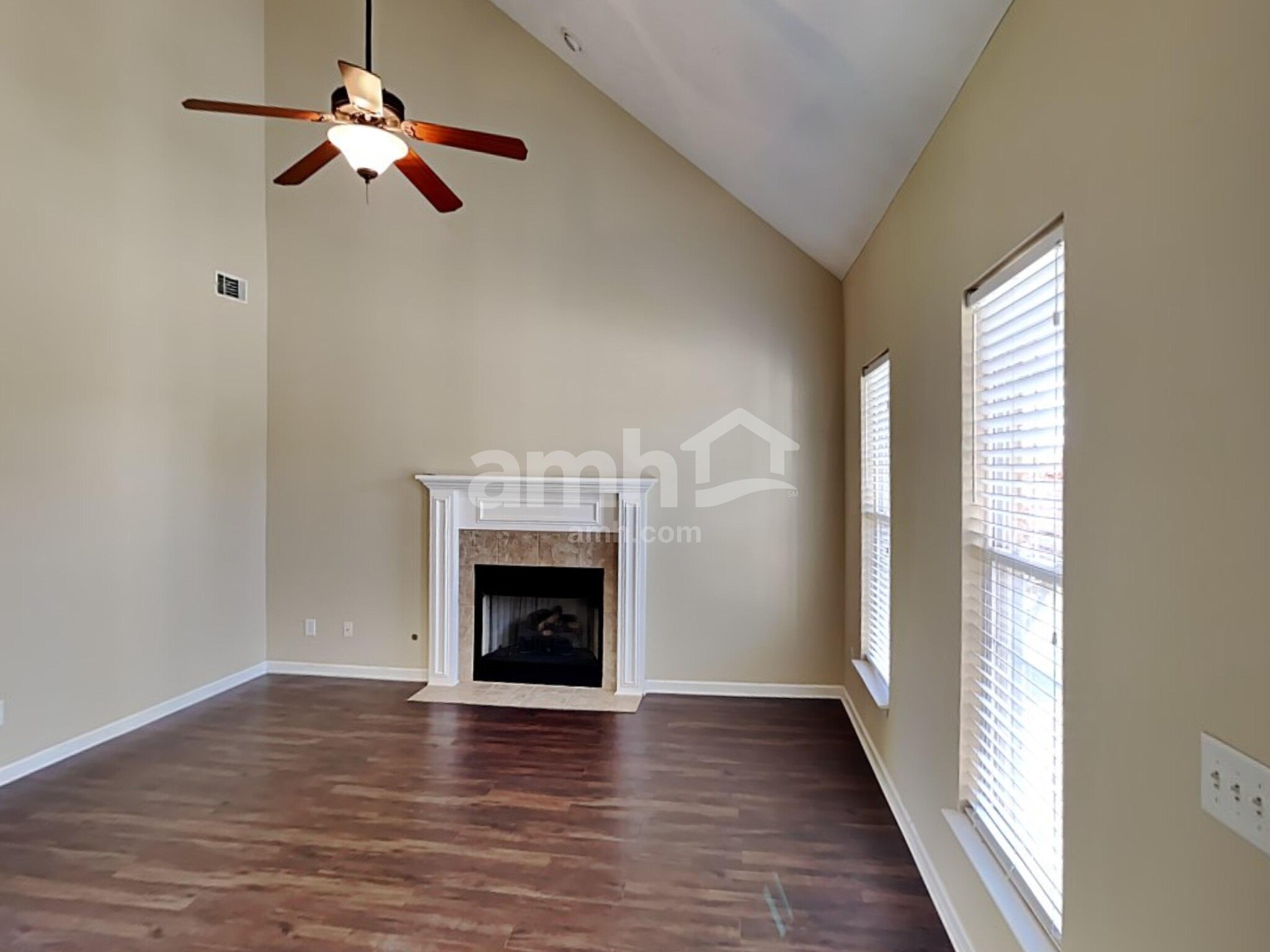 Building Photo - 106 Brant Ln