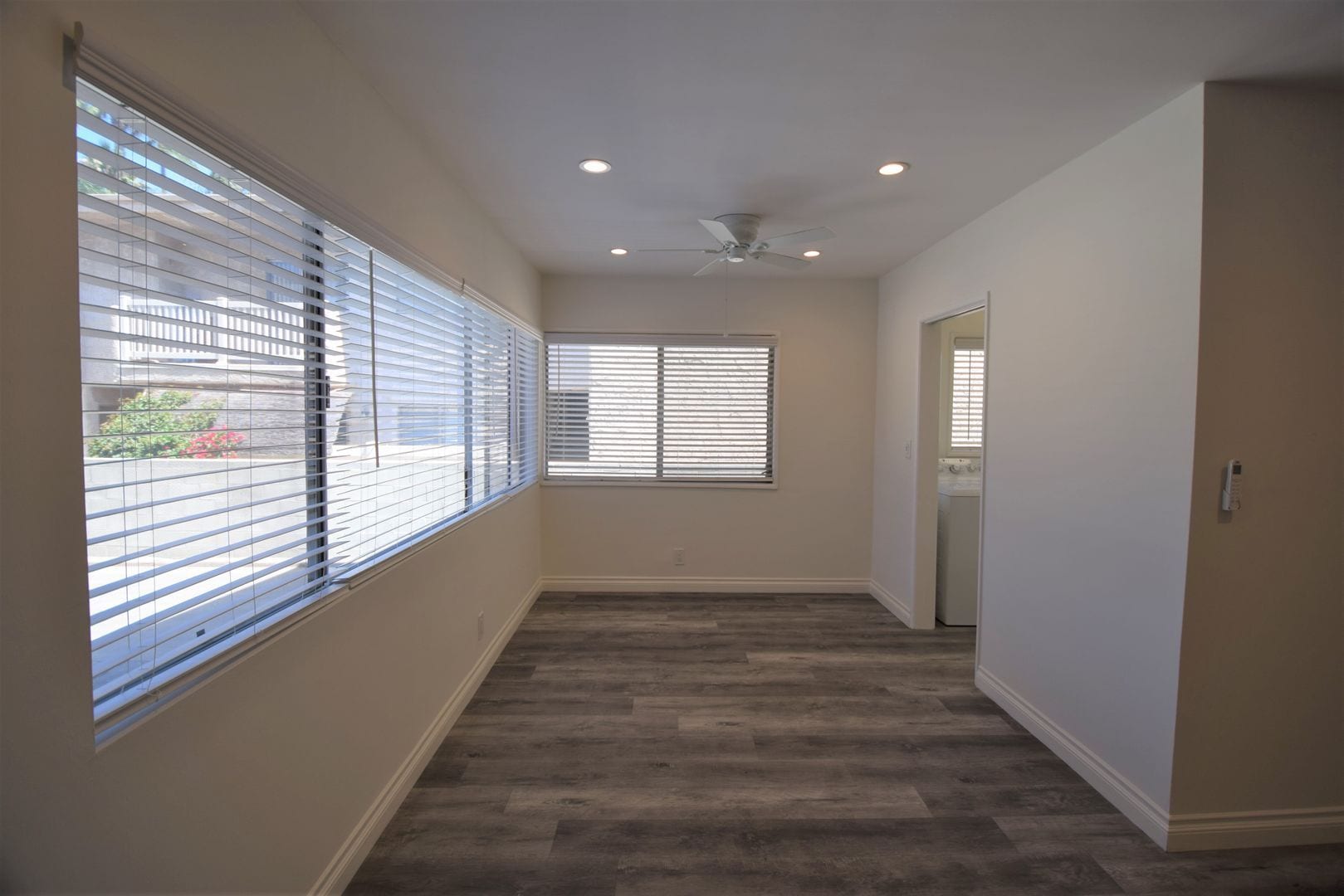 Building Photo - 4334 Mammoth Ave