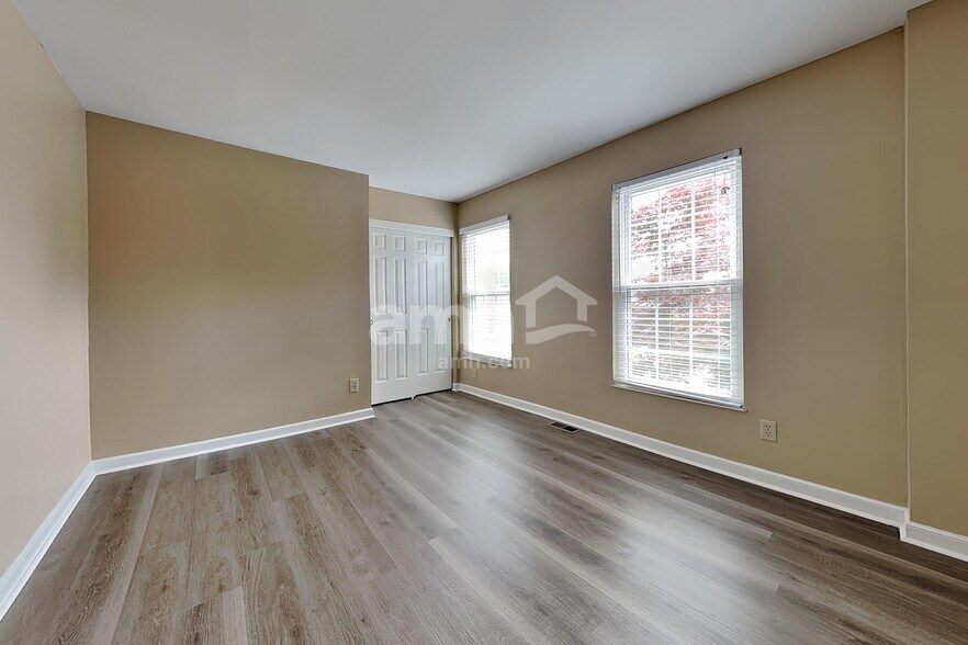 Building Photo - 7037 Berry Blossom Ct