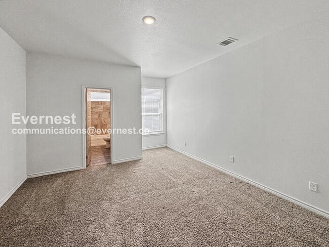 Building Photo - 8507 Glade Dr