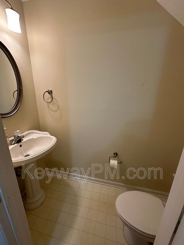 Building Photo - 2064 Summerton Cir