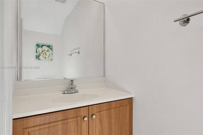 Building Photo - 1210 Sorrento Dr