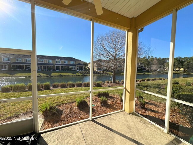 Building Photo - 14032 Saddlehill Ct