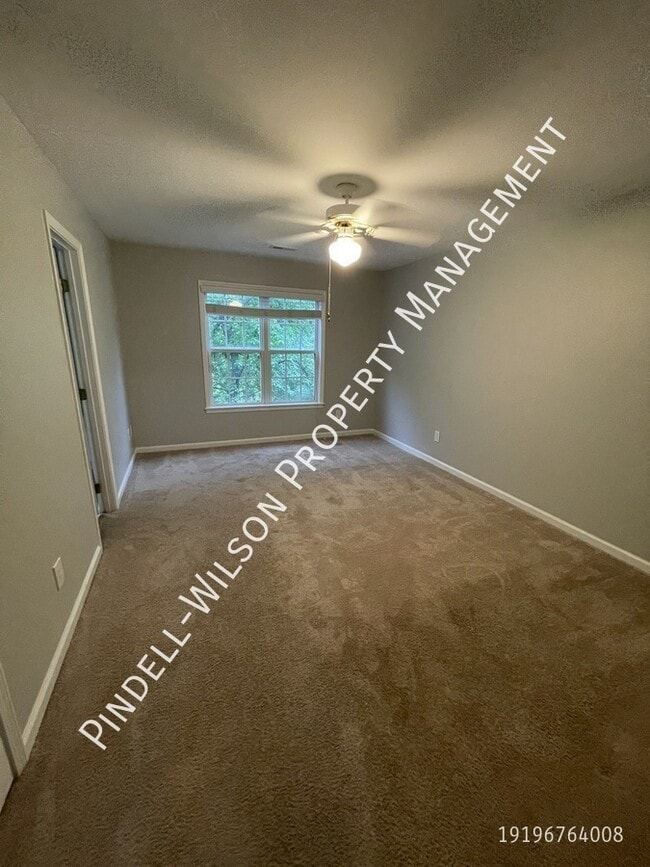 Building Photo - 207 Highgate Cir