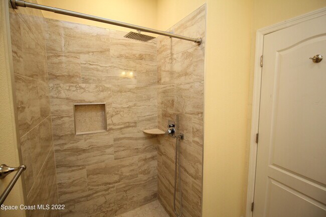 Building Photo - 4858 Borealis Ct