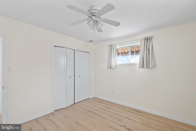 Building Photo - 4512 Lark Ln