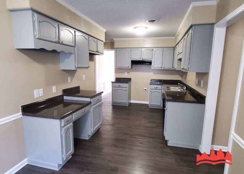 Building Photo - 4005 Niagara Cove