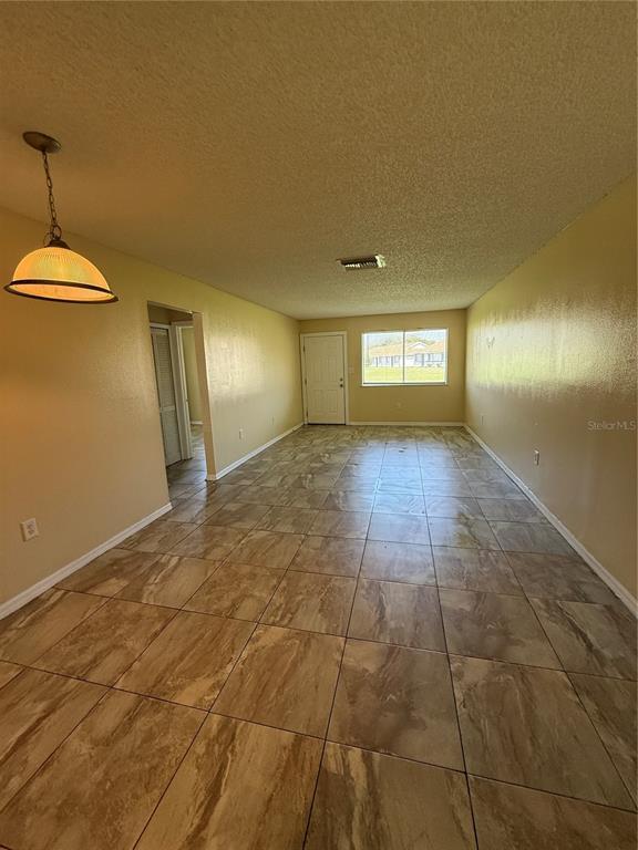 Building Photo - 2744 Botts Landing Rd