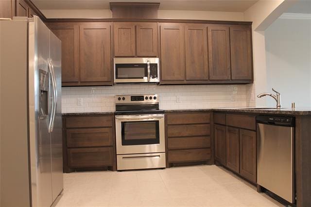 Building Photo - 825 Ben Ln