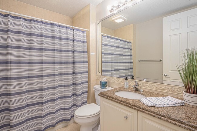 Building Photo - 7 Harbour Isle Dr E