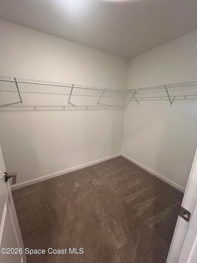 Building Photo - 1668 Colebrook Cir SW