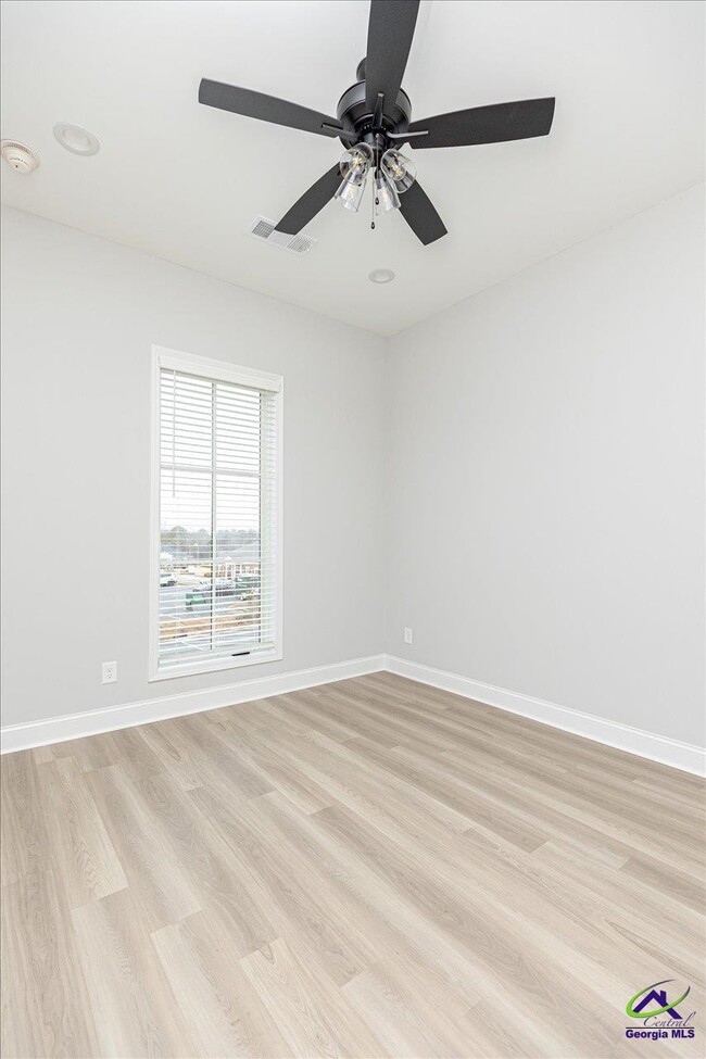 Building Photo - 1013 Northside Dr