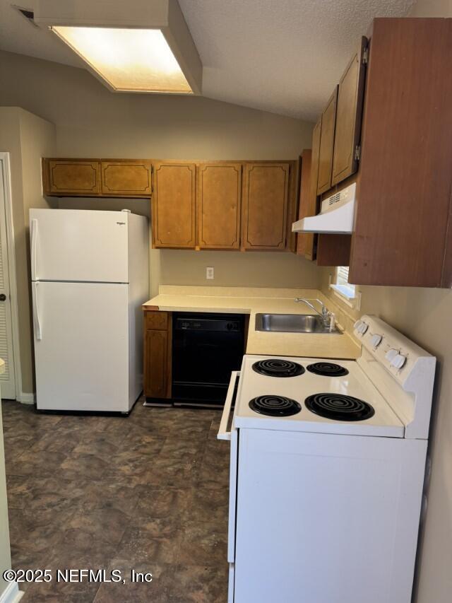 Building Photo - 2654 Hidden Village Dr