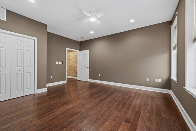 Building Photo - 309 E Lafayette Ave