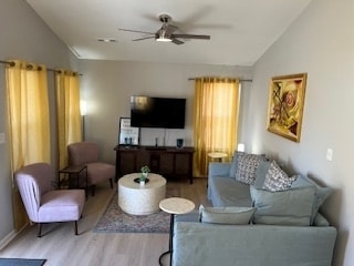 Building Photo - 1004 Johnson St