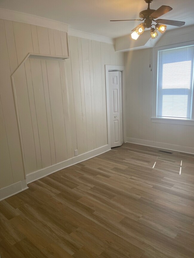 Building Photo - 409 Tiffin Ave