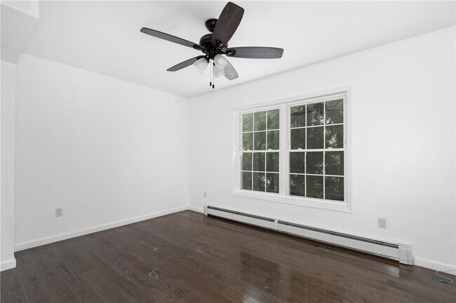 Building Photo - 80 W Dorsey Ln