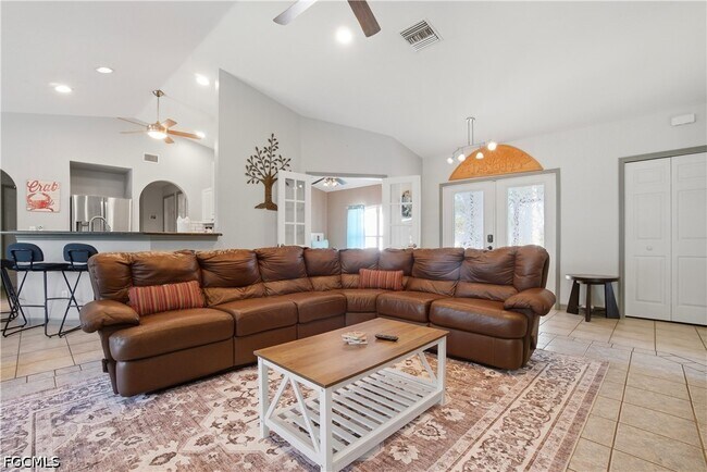 Building Photo - 1623 SW 43rd Ln