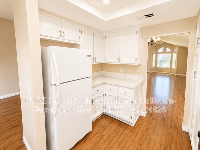Building Photo - 25543 Woodside Cir