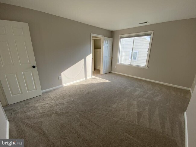 Building Photo - 1712 12th St S