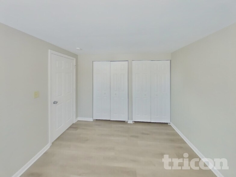 Building Photo - 155 Ramblewood Ln