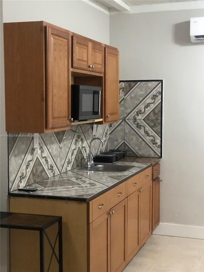 Primary Photo - 9710 NW 24th Ct