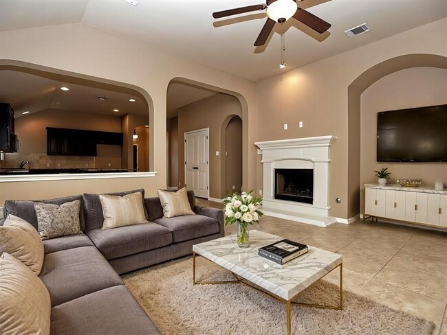 Building Photo - 140 Copper Lake Ln