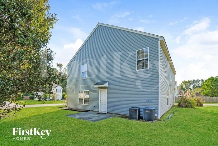 Building Photo - 1000 Golden Aspen Dr