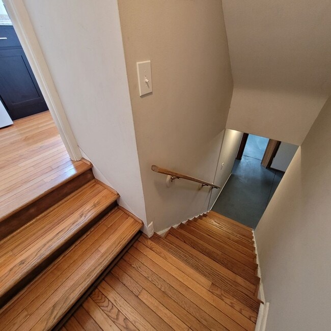 Building Photo - West Boulevard Area 3-Bed, 1-Bath Single-F...