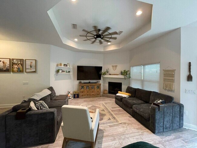 Building Photo - 5402 Longhorn Trail