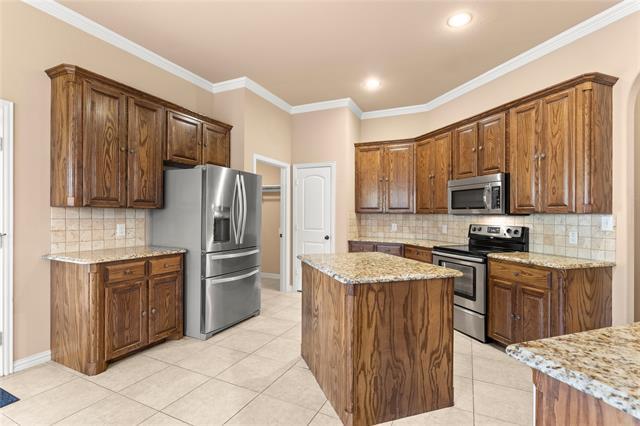 Building Photo - 8245 Edgepoint Tr