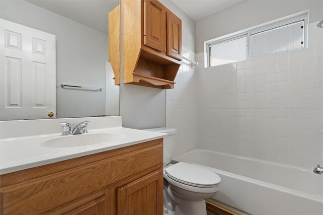 Building Photo - 14508 Spearmint Tea Trail