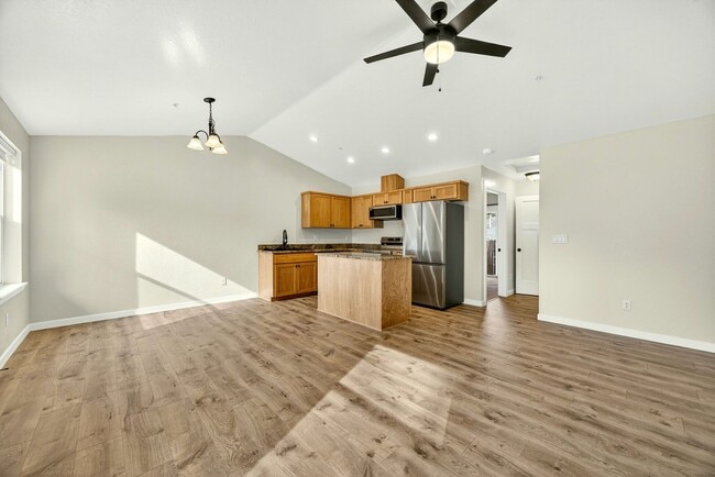 Building Photo - Brand New Single Level Home